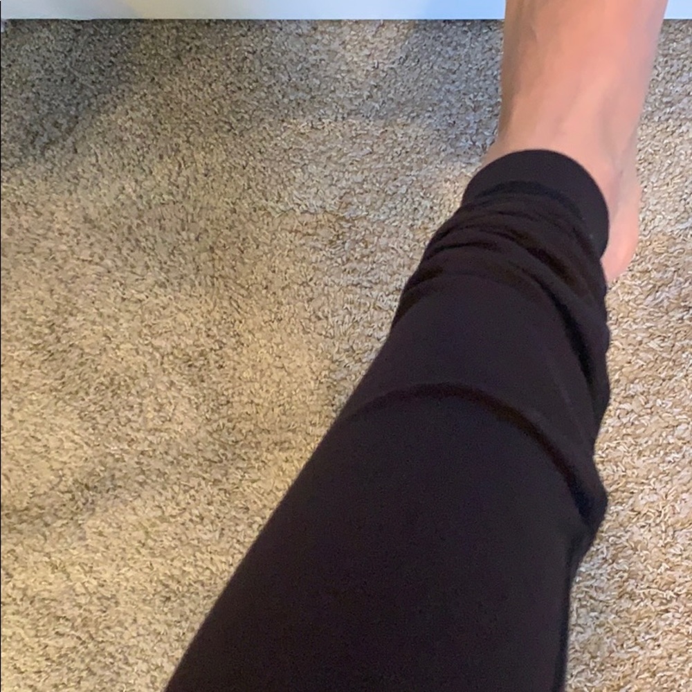 {Lululemon} NWOT long black pants - Picture 5 of 6